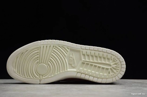 Zoom High Jordan 1 (W) Canyon CT0979-602 Air CMFT Rust 0617